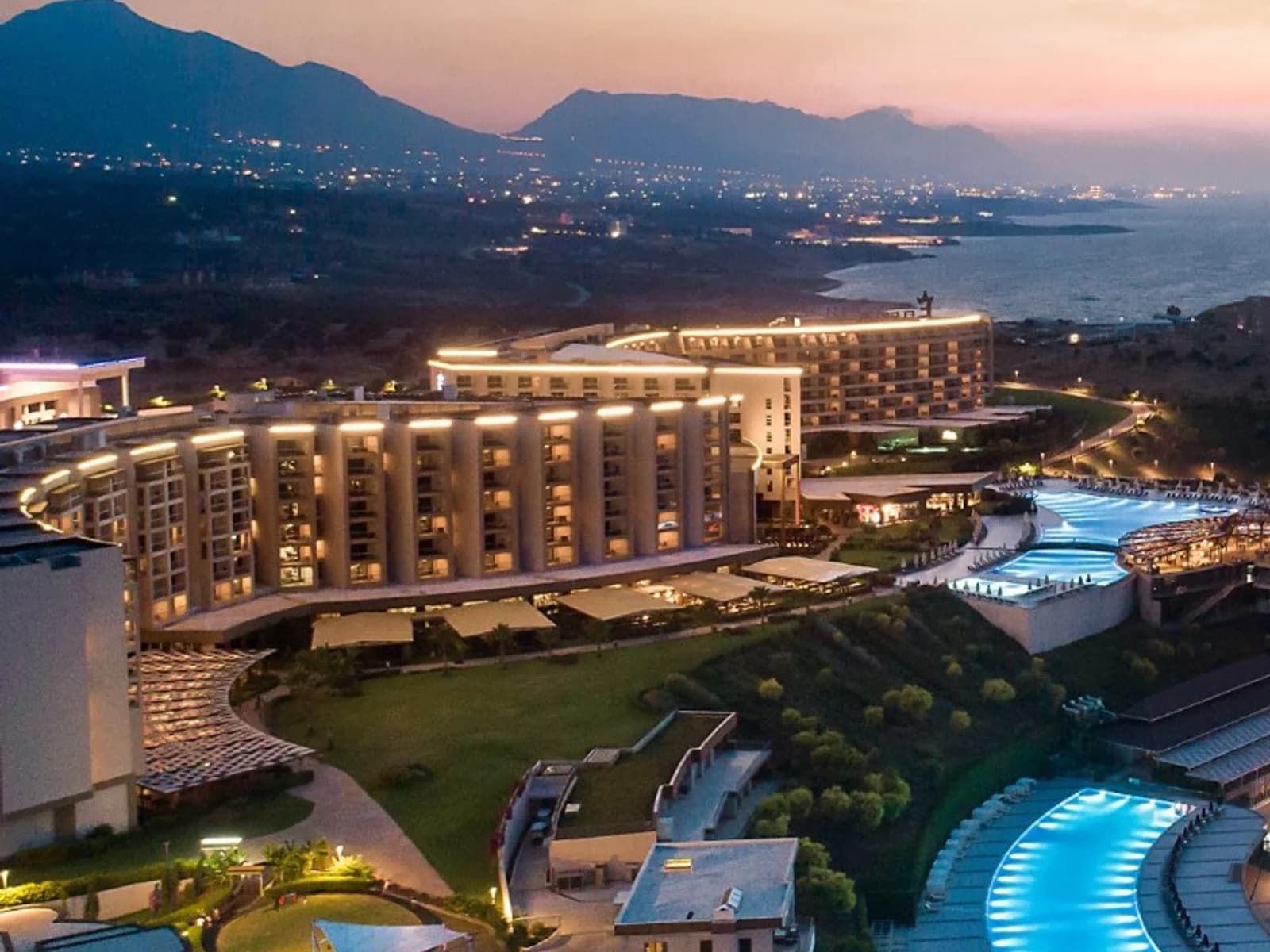 Elexus Hotel & Resort Kıbrıs